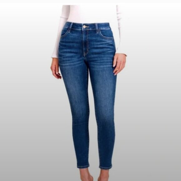 ZENANA HIGH RISE SKINNY LEG JEGGING JEANS Women's 32 Waist NWT Size 12 Skinny - Picture 1 of 6